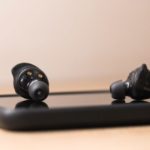 Lažje poslušanje glasbe in telefoniranje s slušalkami brez kablov