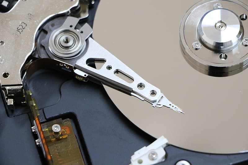 Povrnimo podatke iz okvarjenega SSD diska