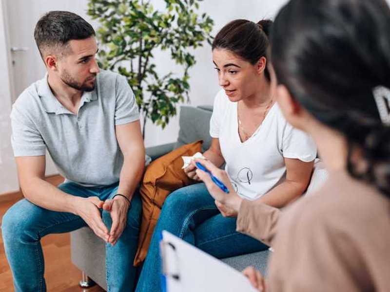 partnerska terapija za reševanje konfliktov in izboljšanje komunikacije
